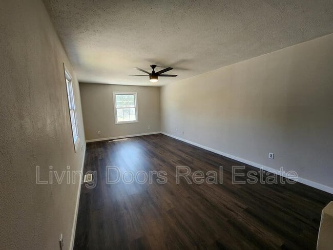 Building Photo - 1738 N 27th St
