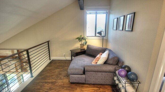 Building Photo - 1735 Spyglass Dr