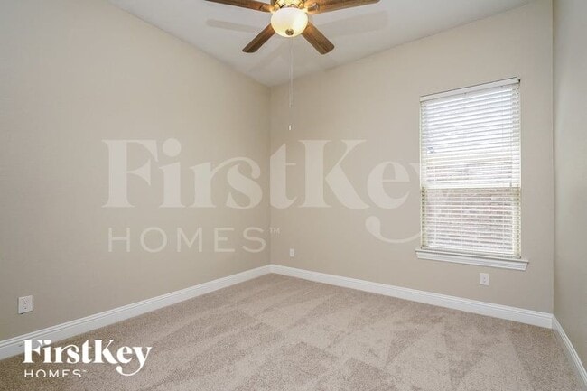 Building Photo - 3813 Shadewell St