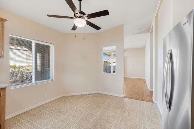 Building Photo - 15300 Palm Dr