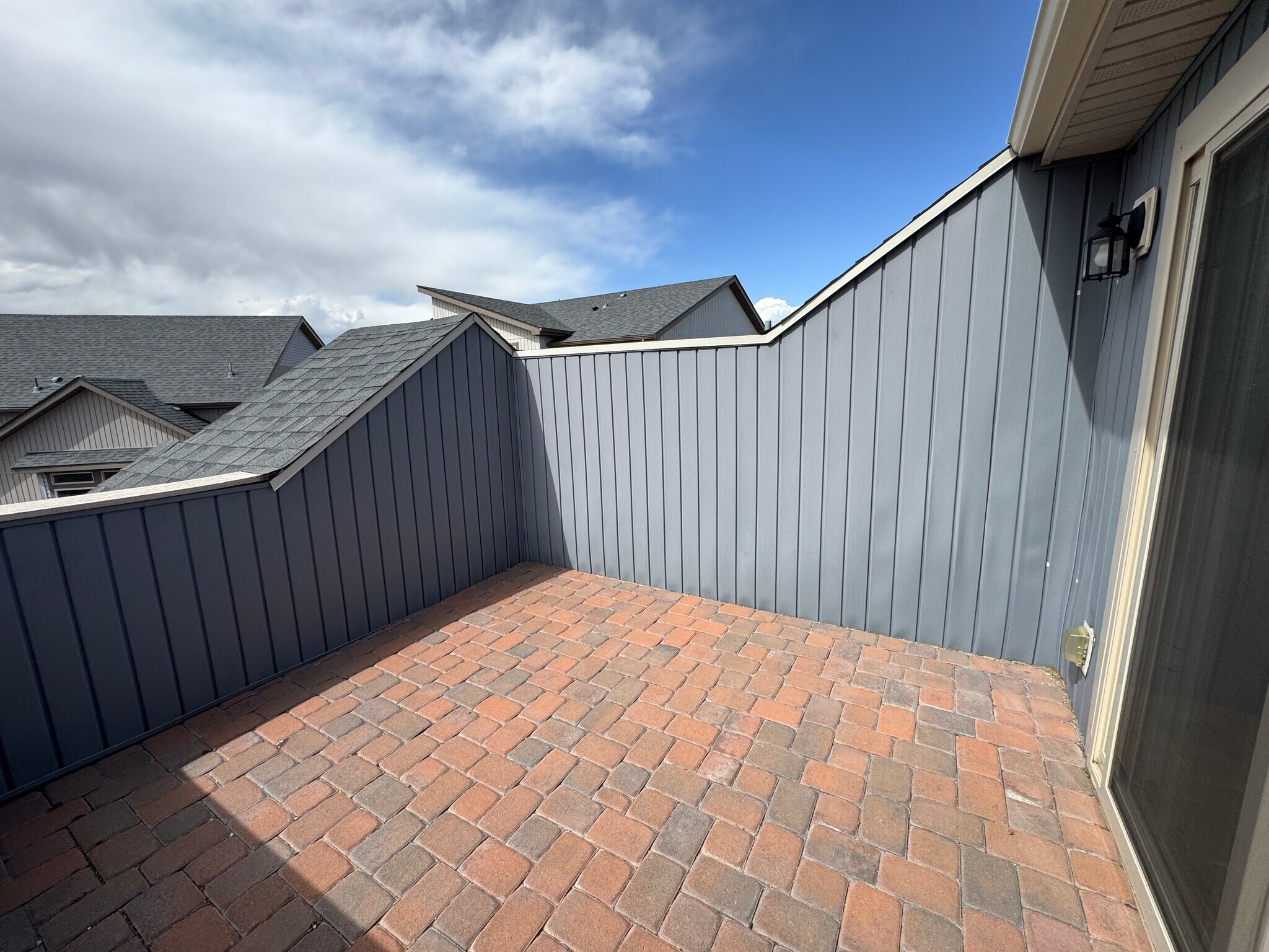 Building Photo - 6649 Shadow Star Dr