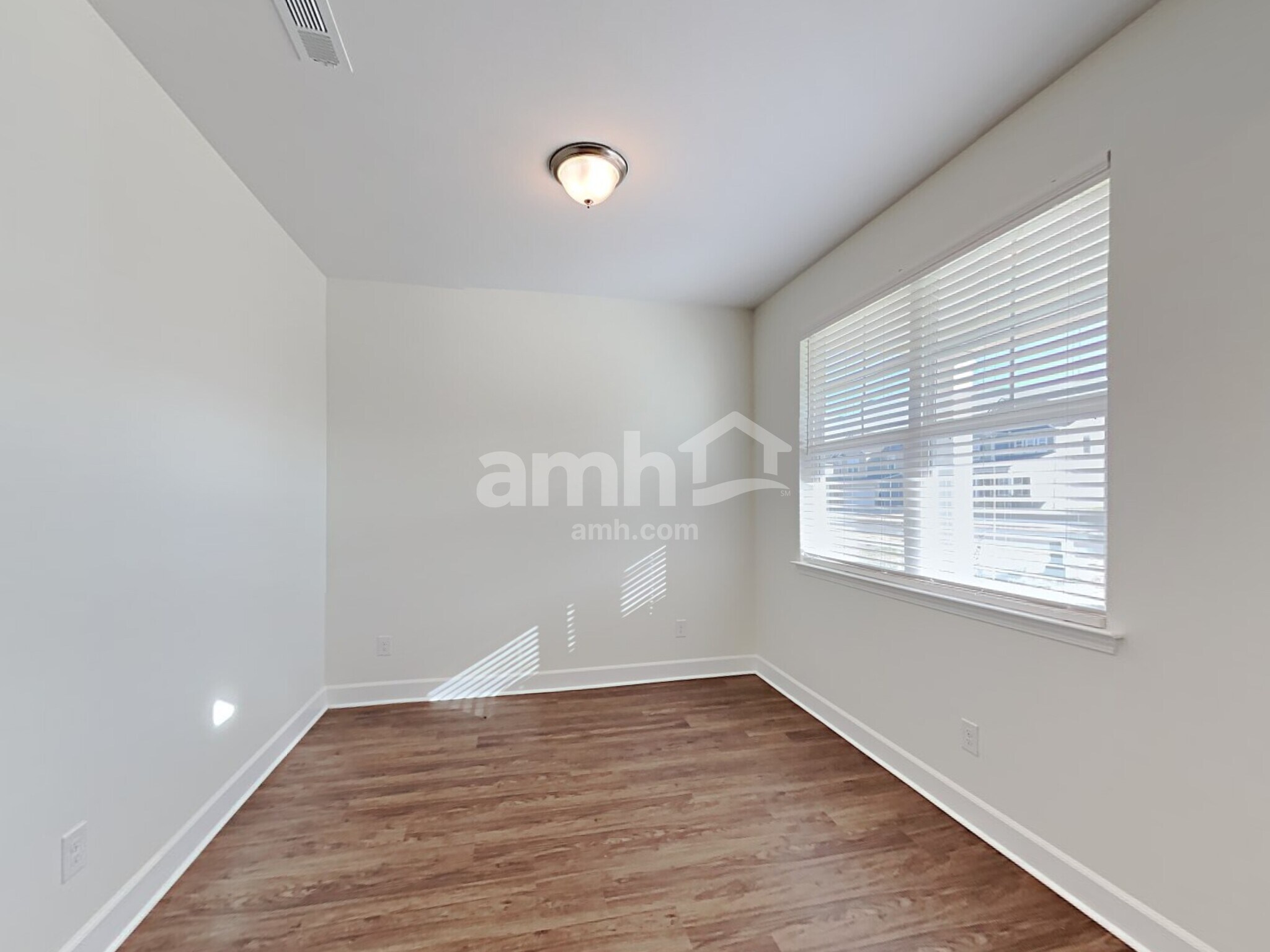 Building Photo - 412 Bluewater Dr