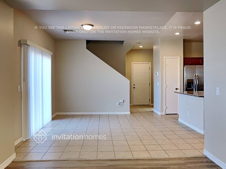 Building Photo - 6933 S 7th Ln