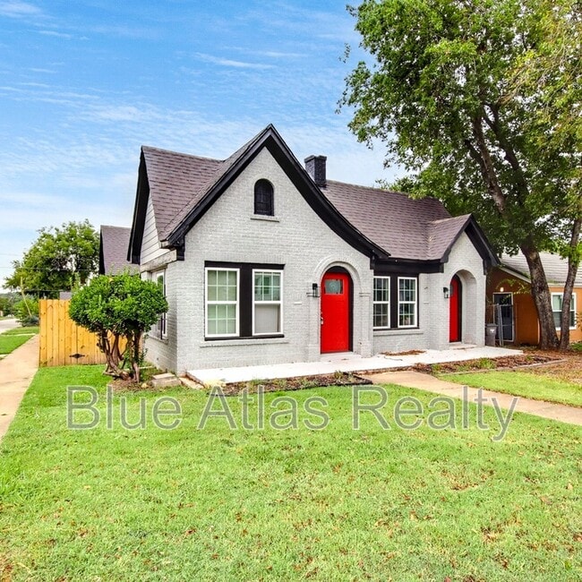 Building Photo - 2936 Purington Ave