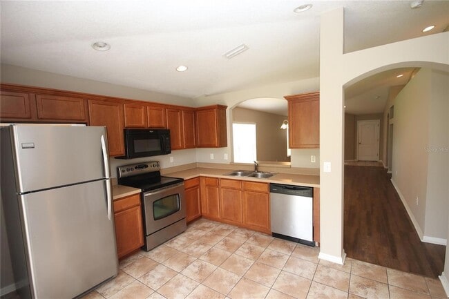 Building Photo - 12716 Evington Point Dr