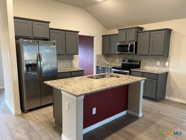Building Photo - 7607 Melanite Dr