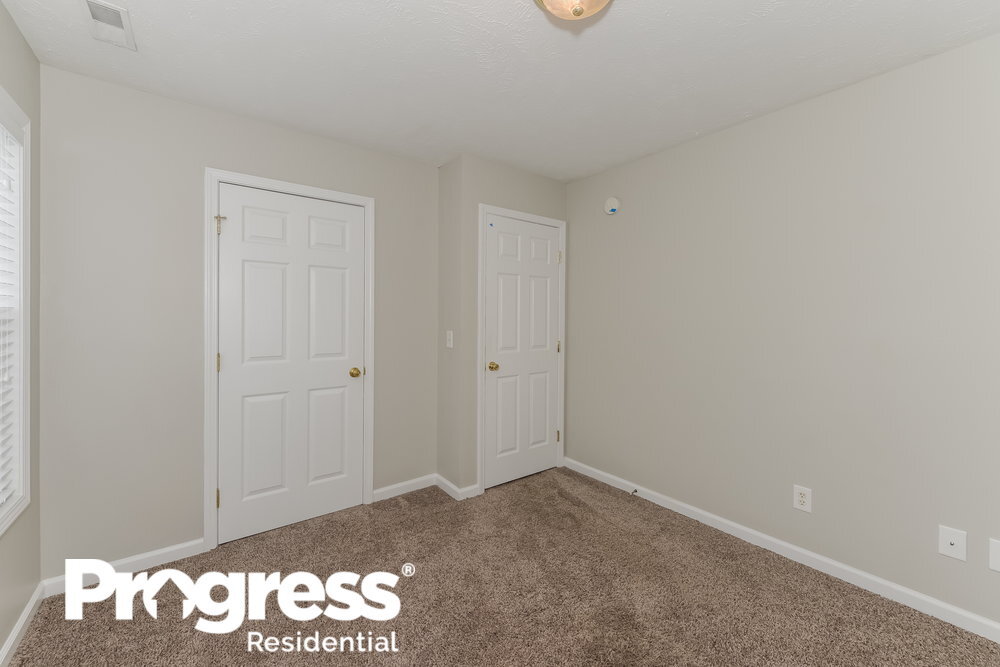 Building Photo - 127 Mary Joe Martin Dr