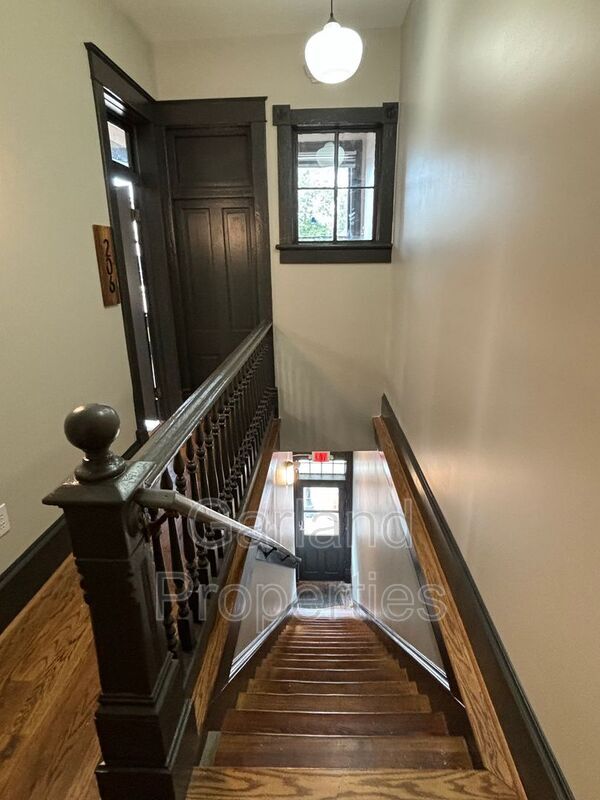 Building Photo - 73 W Main St