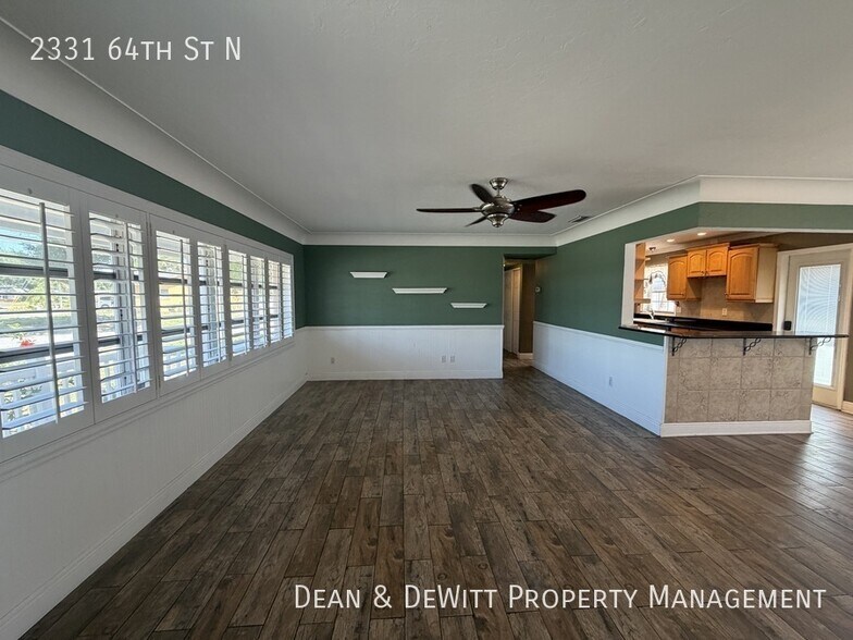 Building Photo - 2 Bed/1 Bath