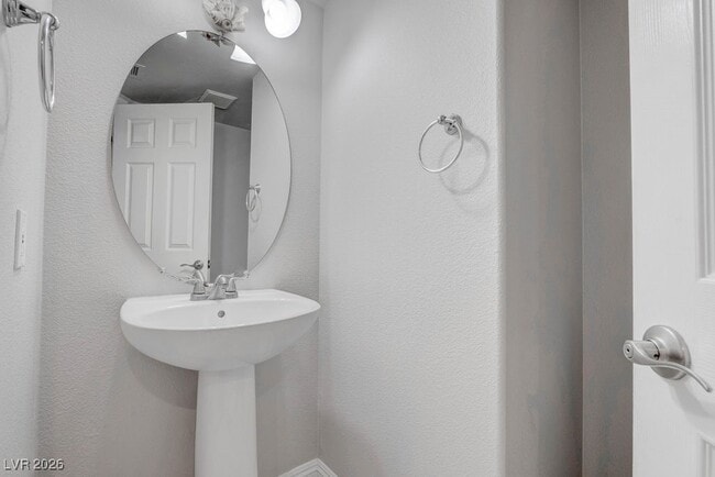 Building Photo - 7898 Spindrift Cove St