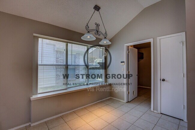 Building Photo - 8533 Brushy Creek Trail