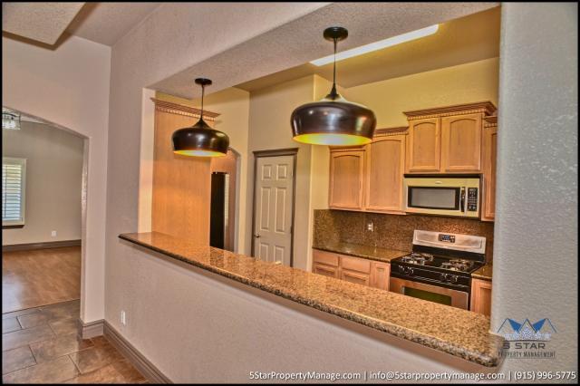 Building Photo - 3 bedroom in El Paso TX 79938