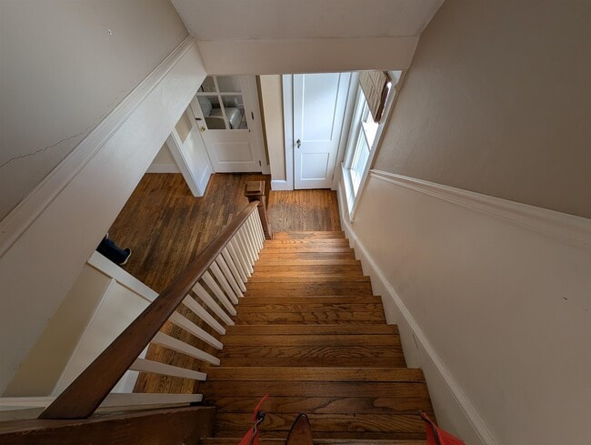 Building Photo - 30 Pleasant St