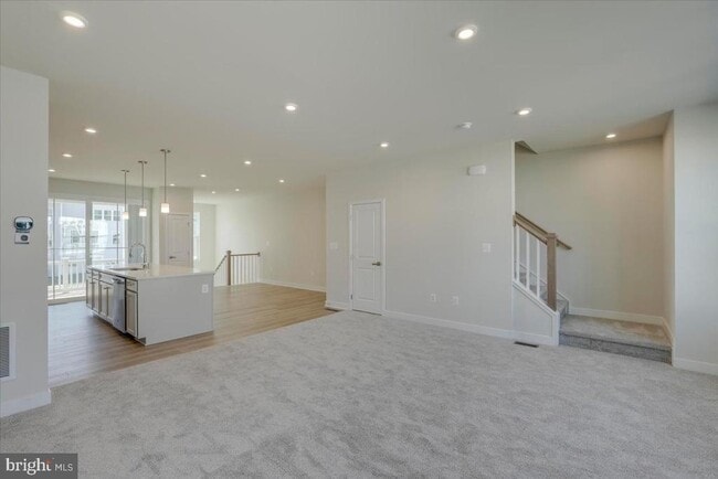 Building Photo - 9287 Tanfield Dr