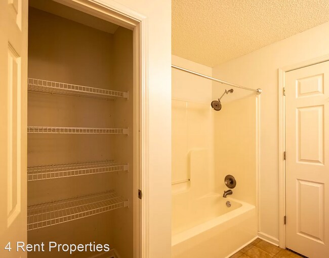 Building Photo - 3 br, 2 bath House - 1283 Meredith Way