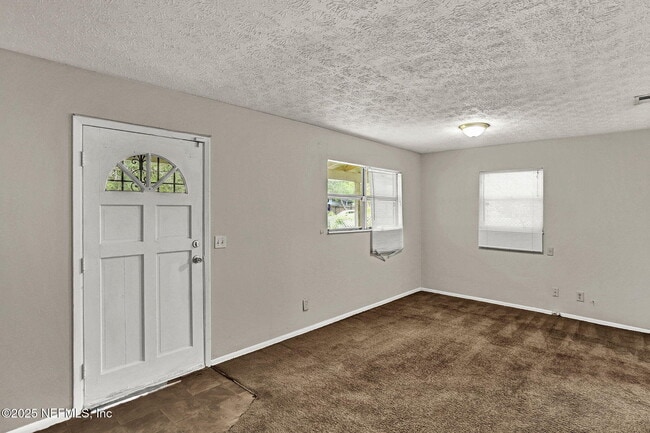 Building Photo - 7063 Wonderland Ct