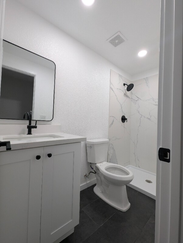 Building Photo - 1626 Bridge St