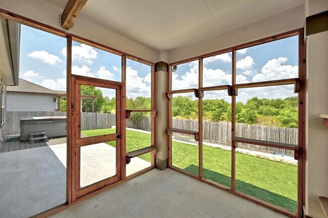 Building Photo - 173 Apricot Dr