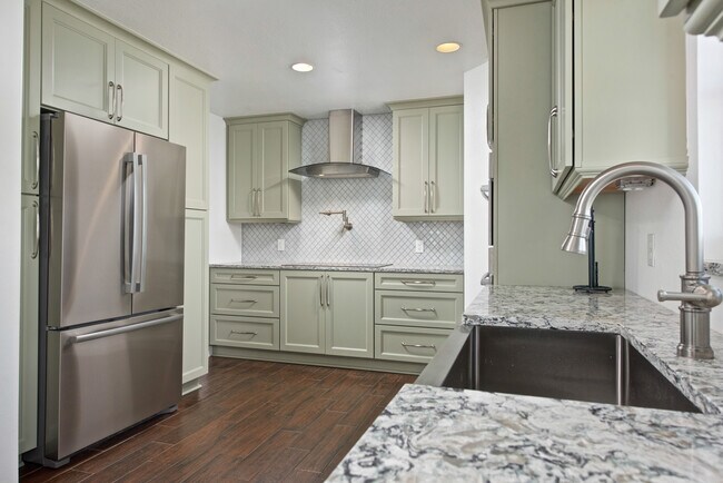 Main Kitchen - 5064 S Highway A1A