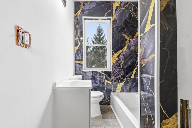 Building Photo - 3295 Rochester St