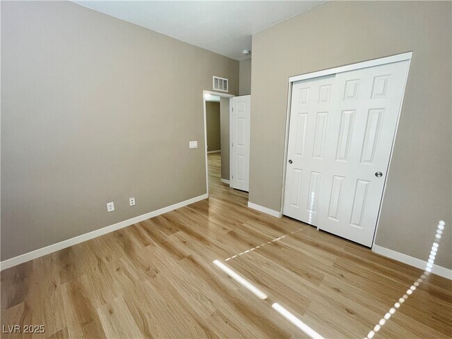 Building Photo - 5358 Panaca Spring St