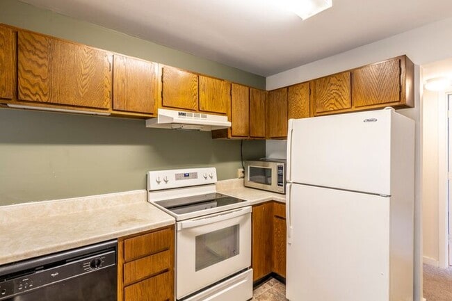 Building Photo - 358 S Pantops Dr