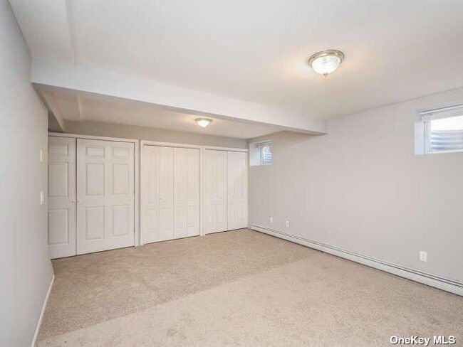 Building Photo - 62 A Linwood Rd N