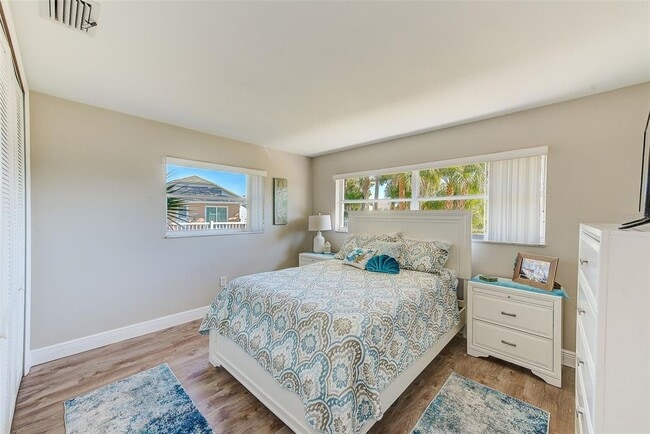 Building Photo - 7195 Augusta Blvd