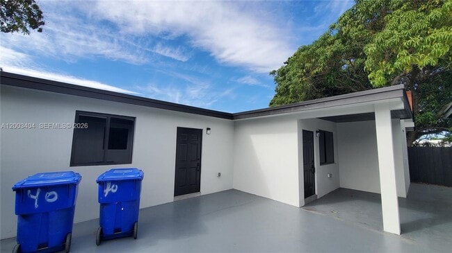 Building Photo - 40 SW 34th Ave