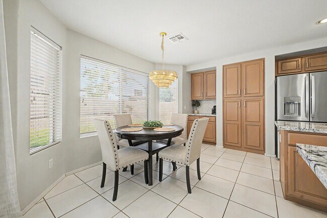 Building Photo - 7464 W Potter Dr