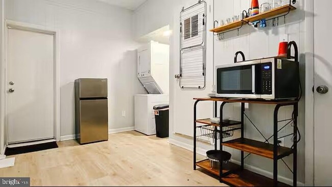 Building Photo - 1217 N King St