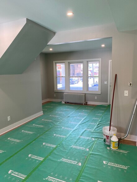 Building Photo - 1212 Beaconsfield Ave