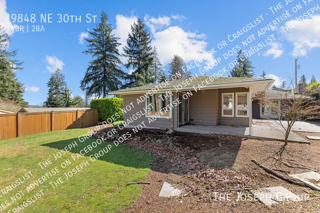 Building Photo - 9848 NE 30th St