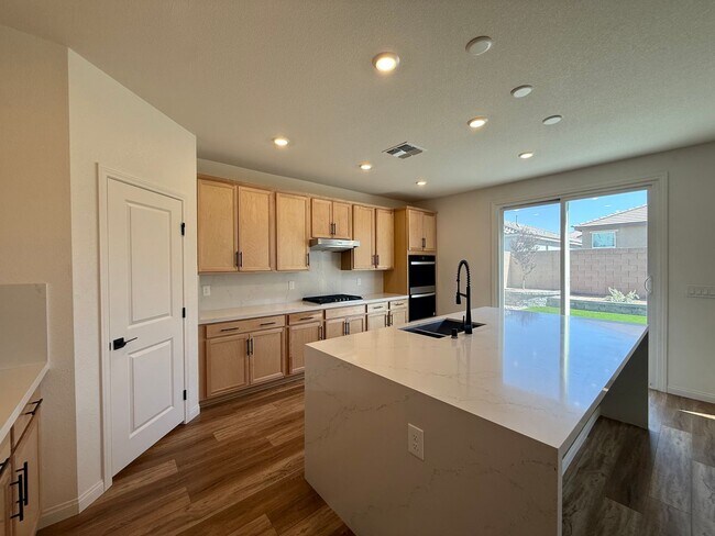 Building Photo - Spacious Southwest Las Vegas Gem | 5 Beds, Loft & 3,000+ Sq Ft Living
