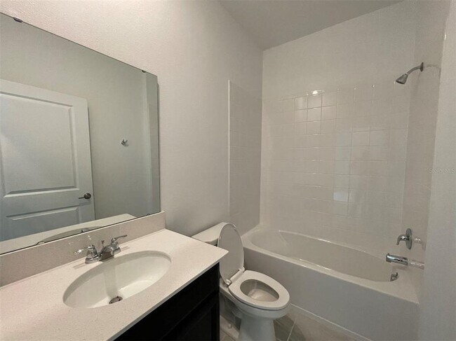 Building Photo - 835 Ofanto Wy