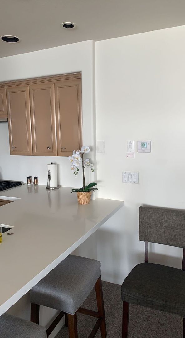 Building Photo - Multi-Generational 5-Bedroom, 4 Bath Home ...