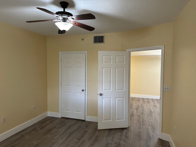 Building Photo - 2 Bedroom Condo in Aventine - Miramar