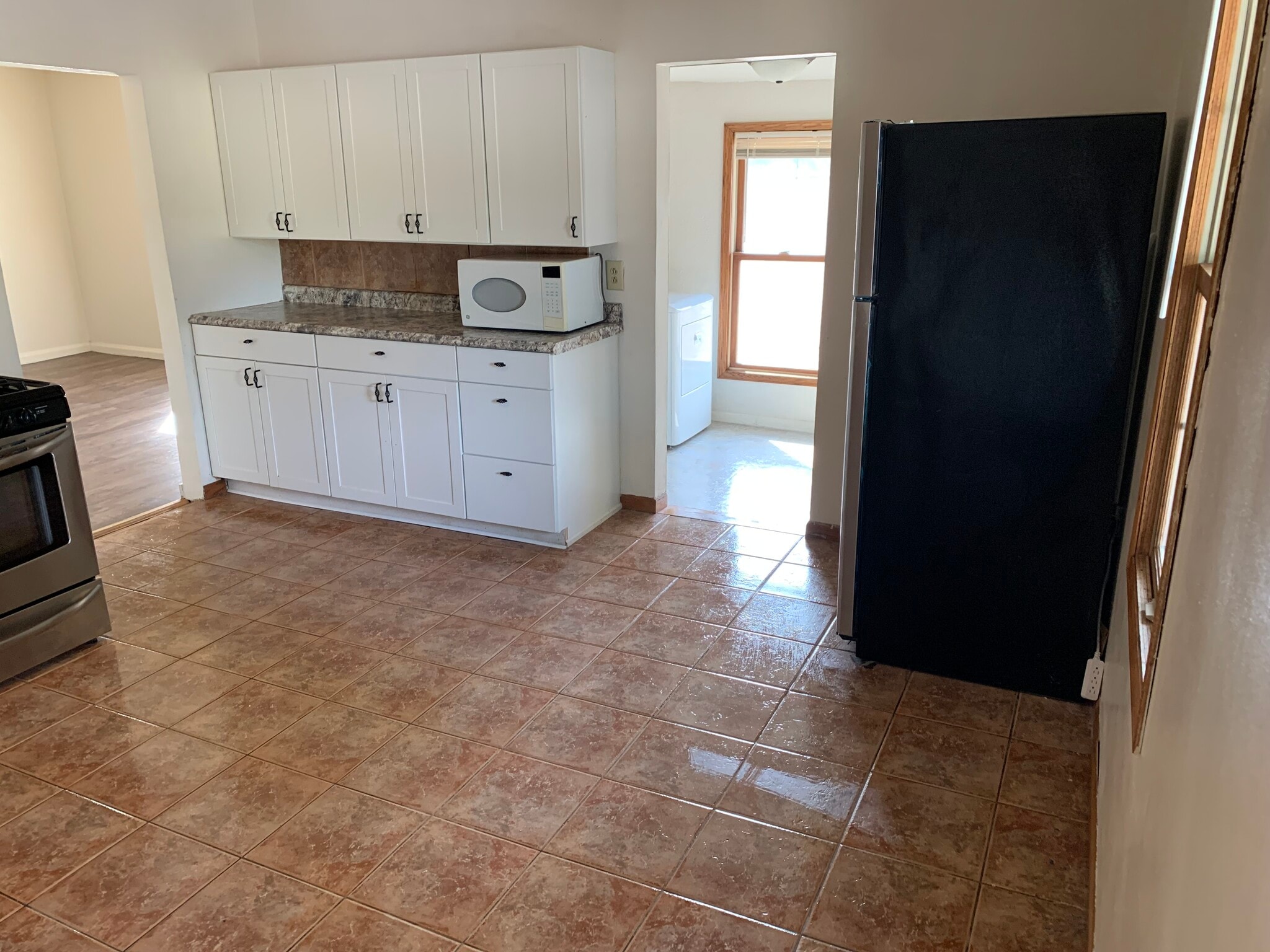 Kitchen - 3508 3rd St NE