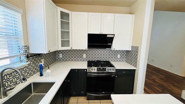 Building Photo - 3860 Mayfield Ranch Blvd