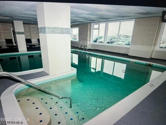 Building Photo - 675 Ocean Ave N