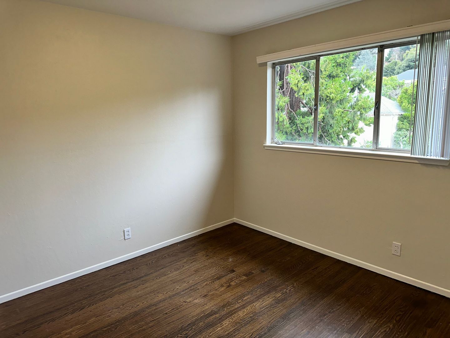 Building Photo - 53 E Richmond Ave.