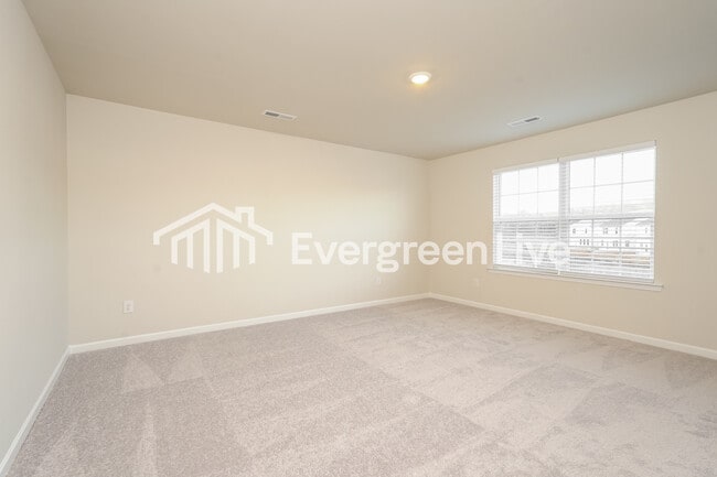 Building Photo - 823 Pear Blossom Ct