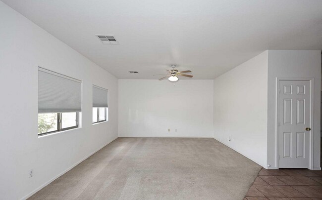 Building Photo - 5608 E Lush Vista View