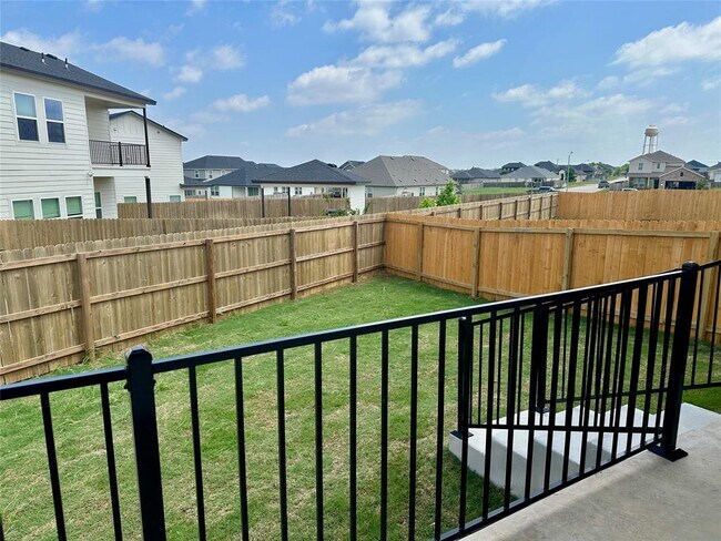 Building Photo - 515 War Admiral Dr