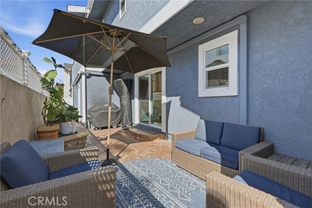 Building Photo - 2213 Dufour Ave