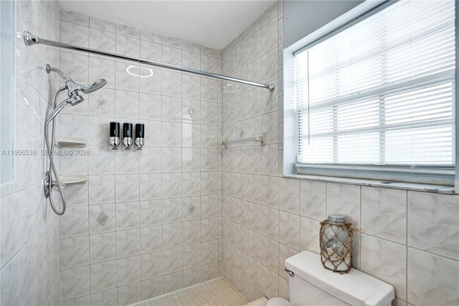 Building Photo - 5380 SW 8th Ct