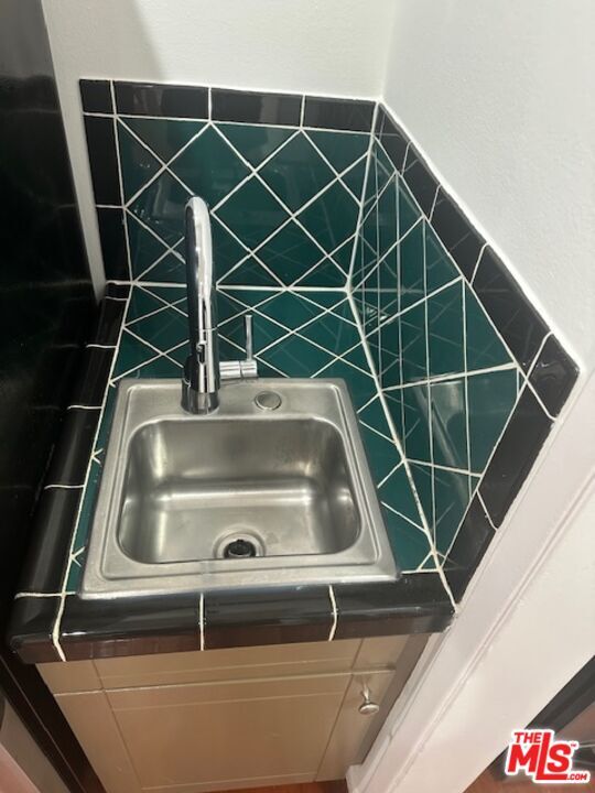 Building Photo - 840 S Bedford St