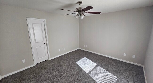 Building Photo - 15524 Briar Forest Dr