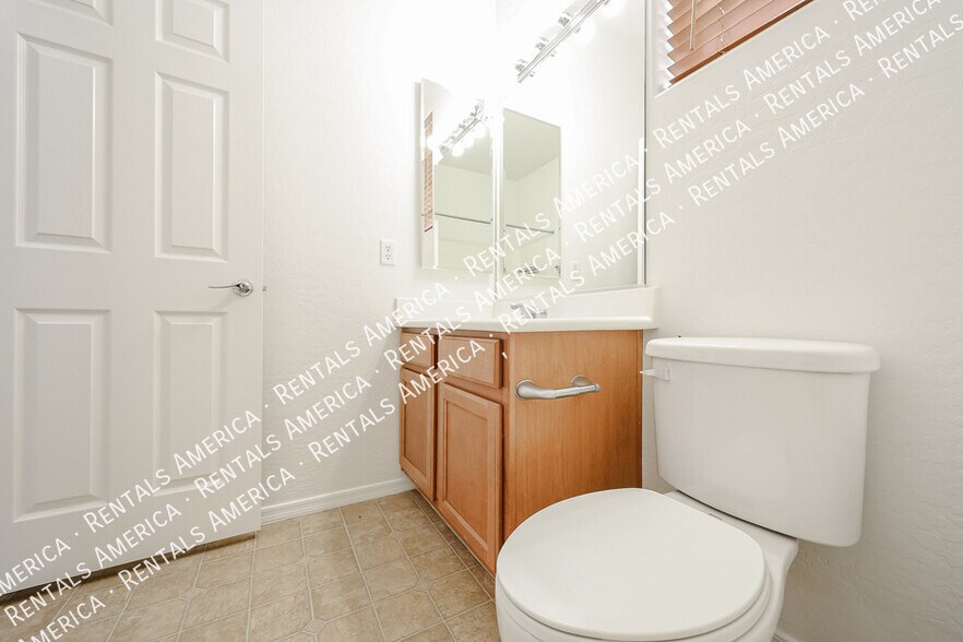 Building Photo - 19407 E Canary Way