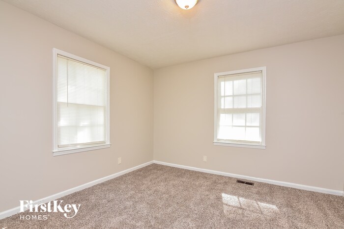 Building Photo - 295 Charlotte Blvd